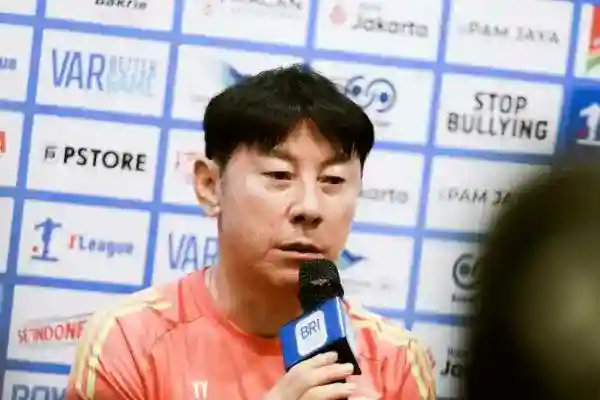 Shin Tae-yong Soroti Rumput JIS Usai Persija Menang atas Persik