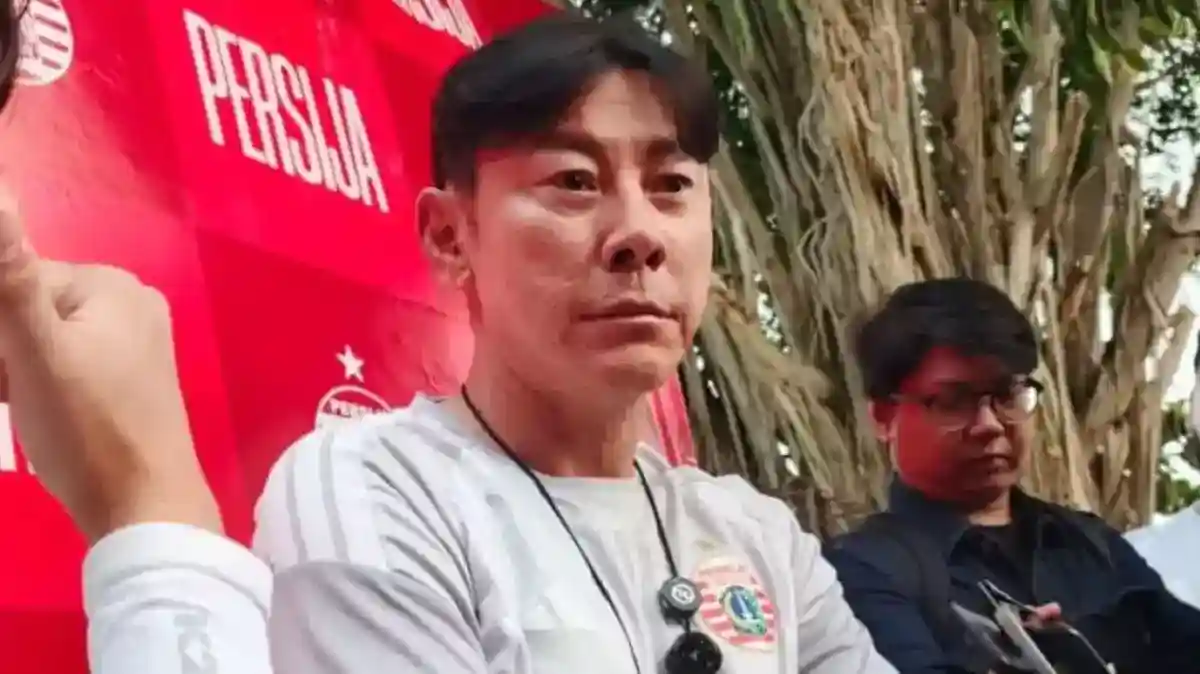 Persija Siapkan Strategi Hadapi Persik, Shin Tae-yong Soroti Kondisi Rumput JIS
