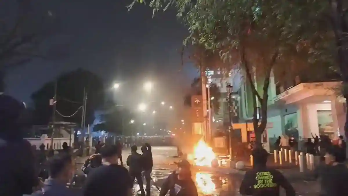 Dari Aksi Damai ke Kericuhan: Perkembangan Demonstrasi Sumpah Pemuda di Yogyakarta