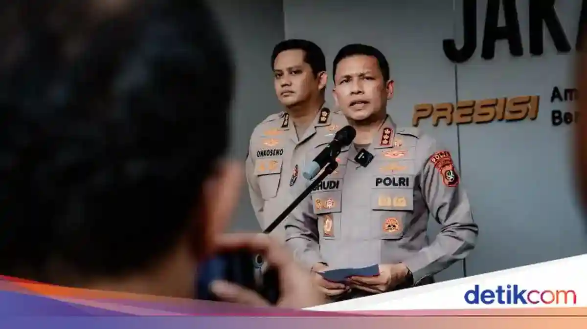 Polisi Telusuri Asal Teh Berbusa yang Beredar Saat Aksi di Jakarta