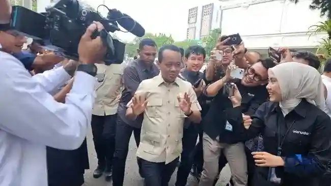 Bahlil Datangi Istana, Agenda Pertemuan dengan Prabowo Belum Diketahui
