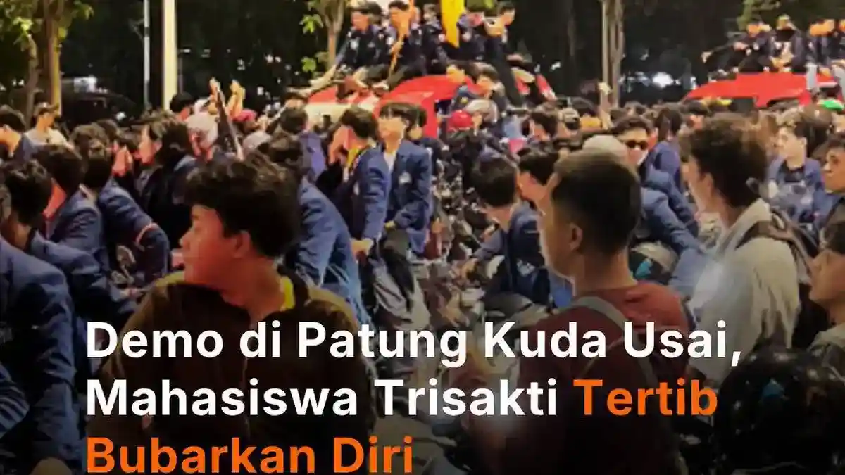 Aksi Mahasiswa Trisakti di Patung Kuda Berakhir Tertib