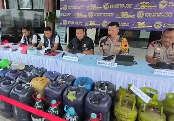 Modus Tangki Minibus Terungkap dalam Kasus Penimbunan Pertalite di Boyolali
