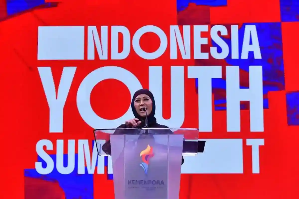 Meutya Hafid Dorong Generasi Muda Menciptakan Nilai di Era AI