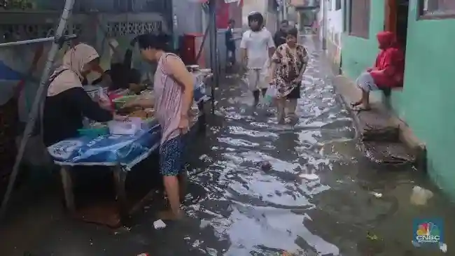 BMKG Ingatkan Potensi Hujan Sedang hingga Lebat dan Angin Kencang pada Akhir Oktober