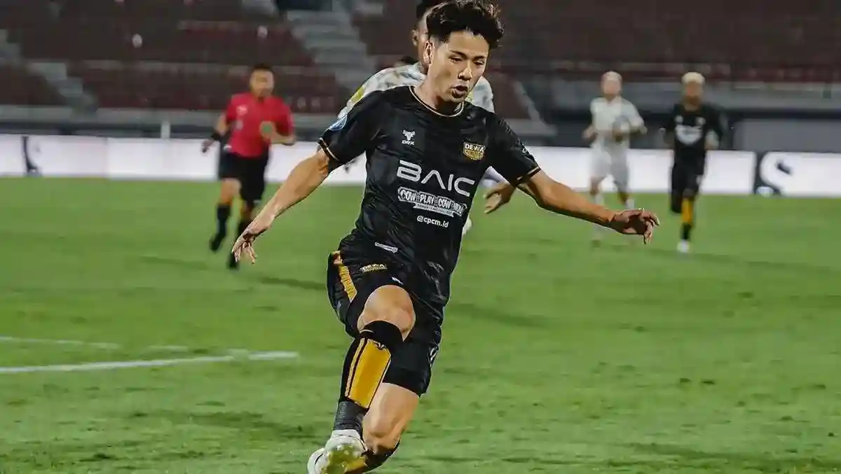 Taisei Marukawa Antar Dewa United Menaklukkan Persija 2-1