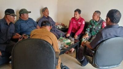 Perkuat Sinergi untuk Kemajuan Wilayah, Babinsa Lakukan Komsos Bersama Aparatur Desa