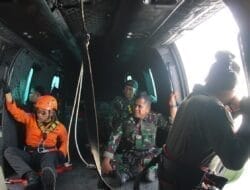 Lanud Sultan Hasanuddin Kerahkan Helikopter Caracal Bantu Pencarian Pesawat ATR 42-500 yang Hilang Kontak