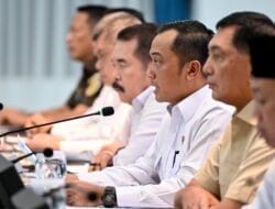 Wapang TNI dan Kasum TNI Hadiri Konferensi Pers Satgas Penertiban Kawasan Hutan