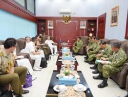 Asops Panglima TNI Terima Courtesy Call Kepala Operasi Gabungan Australia