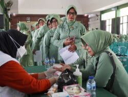 HUT Persit KCK ke- 80, Kodim Bojonegoro Gelar Pemeriksaan EKG dan HPV DNA