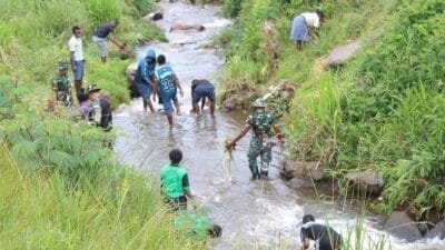 Kodim 1714/Puncak Jaya, Pelopori Giat Bebas Sampah Kabupaten Puncak Jaya