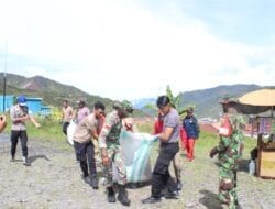 Karya Bakti Gabungan TNI-Polri dan Pemda: Pembersihan Sampah di Pasar Mama-Mama (Nagalomuni) Mulia Kota