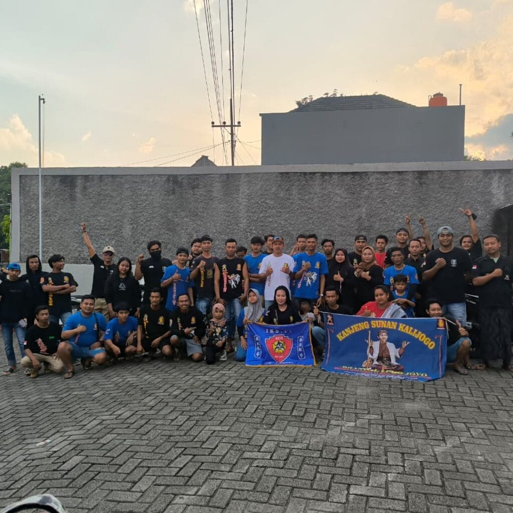 LRN Rengel Berbagi Takjil dan Gelar Buka Puasa Bersama di Bulan Ramadan 8 IMG 20260316 WA0031