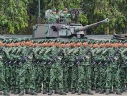 Pimpin Upacara HUT ke-65 Kostrad, Panglima TNI Tegaskan Peran Strategis Kostrad Jaga NKRI