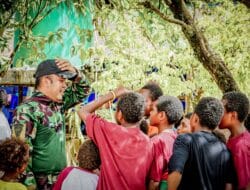 Koops TNI Papua Berbagi Kasih di Panti Asuhan Santa Susana Mimika