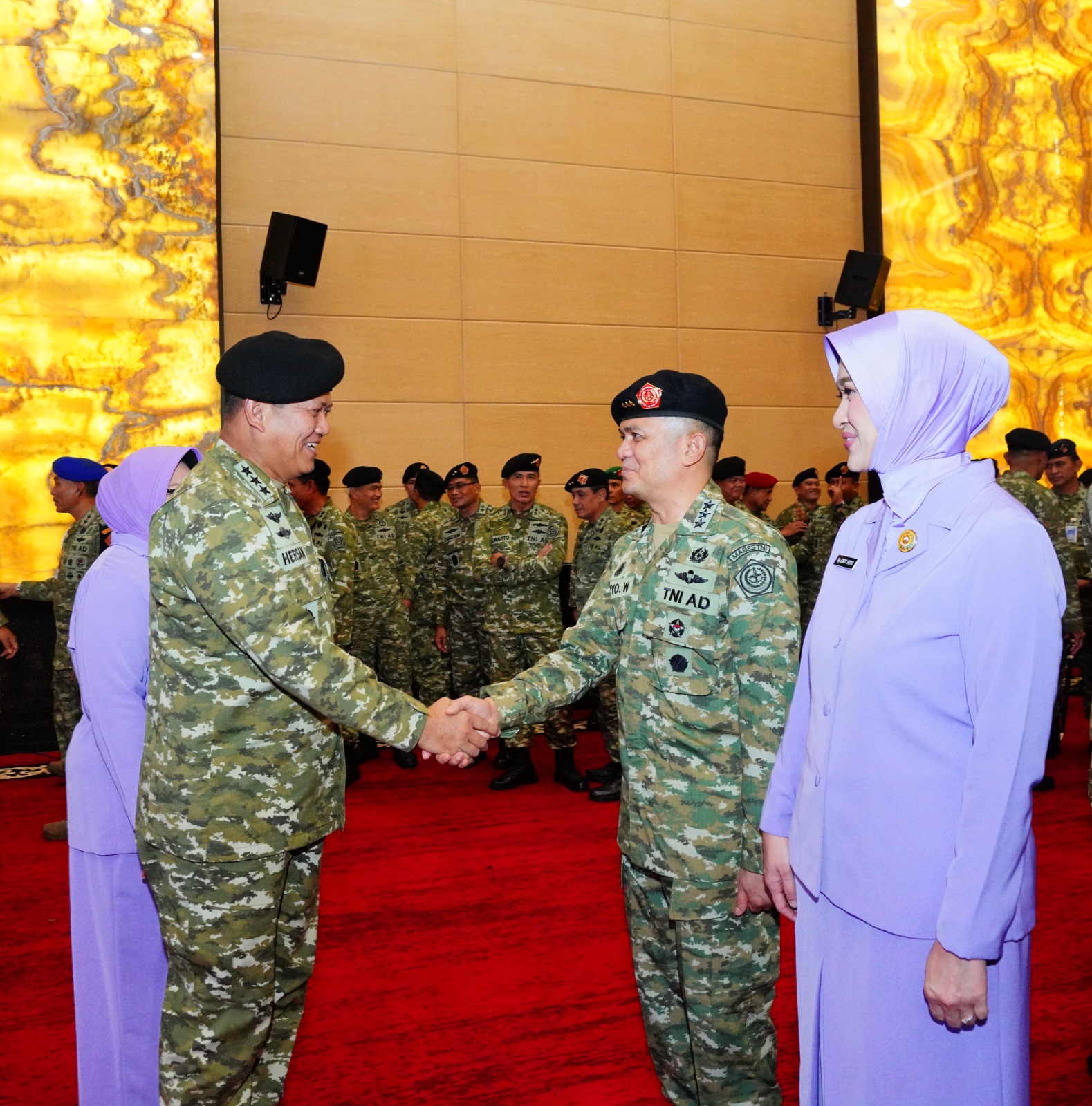 Irjen TNI Pimpin Upacara Laporan Korps Kenaikan Pangkat 54 Perwira Tinggi TNI