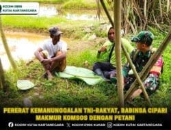 Pererat Kemanunggalan TNI-Rakyat, Babinsa Cipari Makmur Komsos dengan Petani