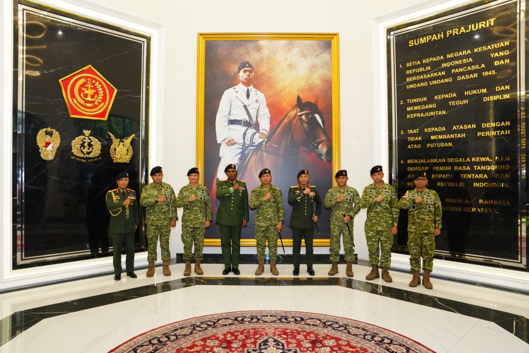 Pererat Kemitraan Strategis, Panglima TNI Terima Courtesy Call Panglima Angkatan Tentera Malaysia