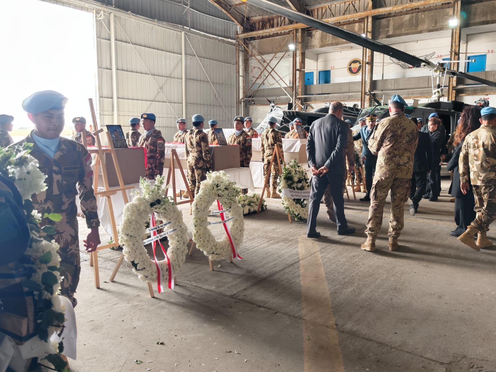 UNIFIL Gelar Upacara Memorial untuk Tiga Prajurit TNI yang Gugur di Lebanon SelatanUNIFIL Gelar Upacara Memorial untuk Tiga Prajurit TNI yang Gugur di Lebanon Selatan