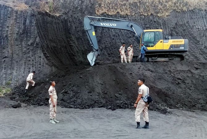 Tambang di Desa Patalan Diduga Serobot Hutan Tanpa Izin Lengkap, Aktivis Singgung Keterlibatan Oknum Aparat