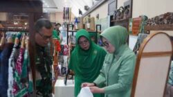 Merajut Harapan dengan Sasirangan, Kisah Humanis Persit yang Menjaga Warisan dan Menguatkan Kemandirian