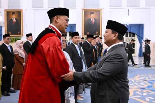 Panglima TNI Hadiri Pengucapan Sumpah Hakim Konstitusi, Pelantikan Anggota Ombudsman RI dan Pelantikan Duta Besar RI