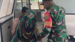 Koramil 1714-01/Mulia Menjadi Pelindung Rakyat Dampingi Evakuasi Korban Menuju RSUD Nabire
