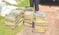 Gagalkan Penyelundupan 1,2 Ton Timah Ilegal, Satlap Tri Cakti bersama Tim Intelrem 045/Gaya Amankan 3 Terduga Pelaku di Pelabuhan Tanjung Kalian