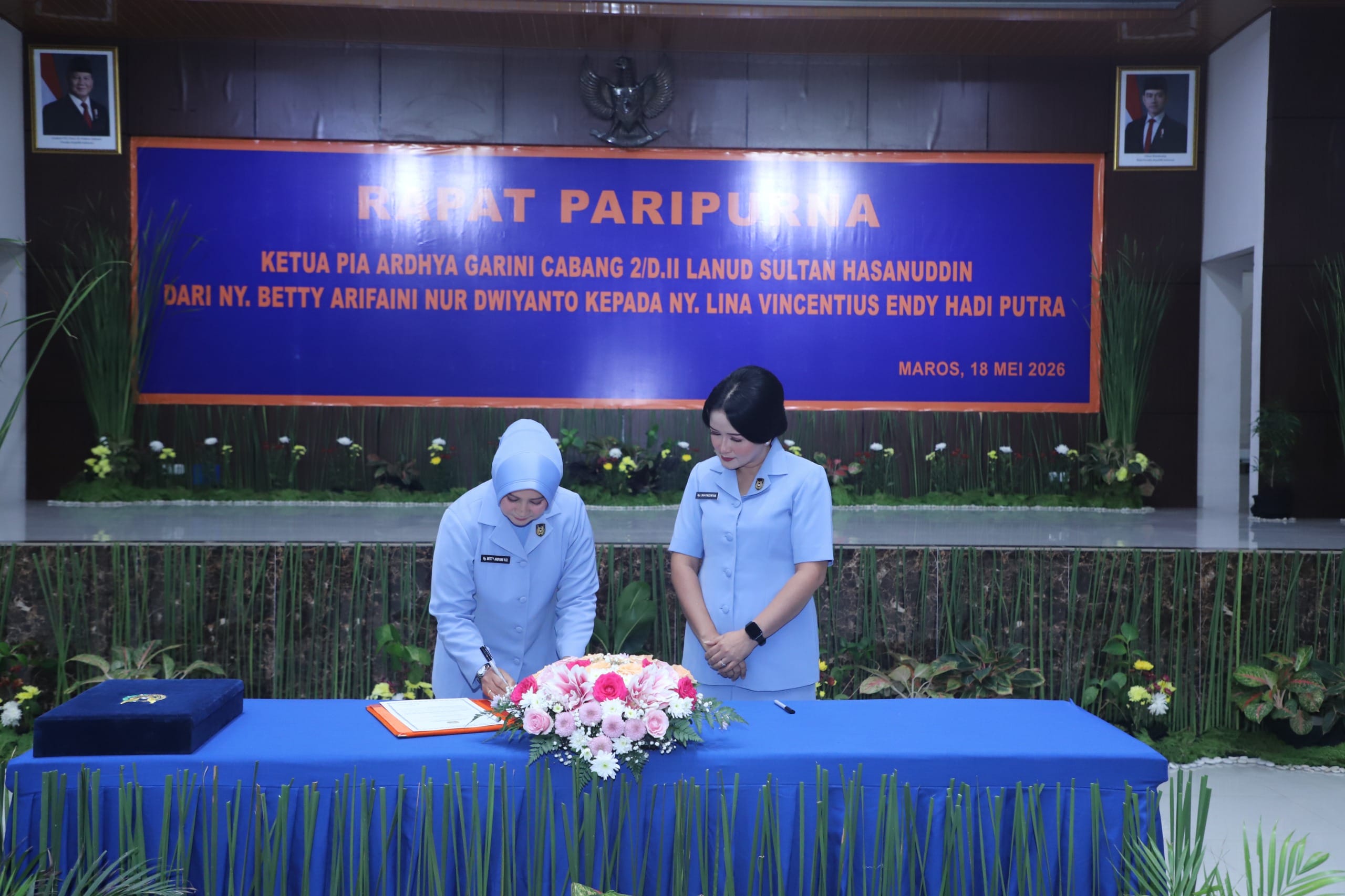 Rapat Paripurna PIA Ardhya Garini Lanud Sultan Hasanuddin Berlangsung Hangat dan Penuh Kekeluargaan Rapat Paripurna PIA Ardhya Garini Lanud Sultan Hasanuddin Berlangsung Hangat dan Penuh Kekeluargaan