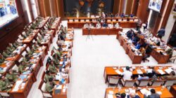 Panglima TNI Hadiri Raker Bersama Komisi I DPR RI Bahas Dinamika Geopolitik dan Misi Perdamaian Dunia Panglima TNI Hadiri Raker Bersama Komisi I DPR RI Bahas Dinamika Geopolitik dan Misi Perdamaian Dunia