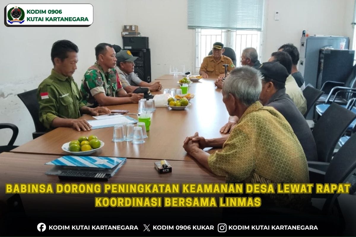 Babinsa Dorong Peningkatan Keamanan Desa Lewat Rapat Koordinasi Bersama Linmas Babinsa Dorong Peningkatan Keamanan Desa Lewat Rapat Koordinasi Bersama Linmas