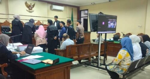 Kasus Lampu Hias Kota Probolinggo, Eks Kadis DLH Belum Beri Tanggapan