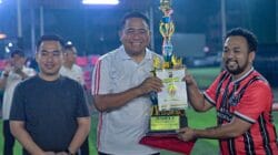 Gelar Juara Mini Soccer Kapolresta Cup I Jatuh ke Tangan Satreskrim FC dan Senkom FC Gelar Juara Mini Soccer Kapolresta Cup I Jatuh ke Tangan Satreskrim FC dan Senkom FC