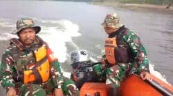 Babinsa Koramil Padangan Bojonegoro, Bantu Pencarian Korban Tenggelam di Sungai Bengawan Solo