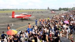 Open Base Jupiter Aerobatic Team di Lanud Sjamsudin Noor, Disambut Meriah Ribuan Warga Banua Padati Apron Open Base Jupiter Aerobatic Team di Lanud Sjamsudin Noor, Disambut Meriah Ribuan Warga Banua Padati Apron