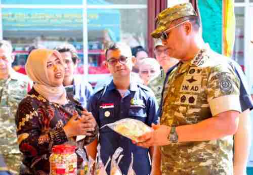 Wapang TNI Tinjau Koperasi Merah Putih di Lamongan, Blora, dan Bojonegoro Wapang TNI Tinjau Koperasi Merah Putih di Lamongan, Blora, dan Bojonegoro