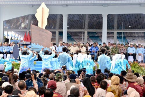 Panglima TNI Dampingi Presiden RI Hadiri Puncak PENAS Petani dan Nelayan XVII Tahun 2026 di Gorontalo