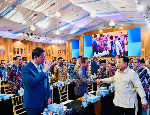 Panglima TNI Dampingi Presiden RI Tutup Sarasehan Kebangsaan KSTI 2026