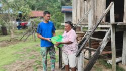Satgas TMMD Ke-129 Kodim 1807/Sorong Selatan Bagikan 100 Paket Sembako dan Nutrisi, Wujud Nyata Kepedulian Cegah Stunting