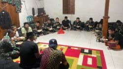 Kehangatan Pos 1 Kesongo: Ketika Satgas TMMD 129 Bojonegoro dan Warga Menyatu Tanpa Sekat