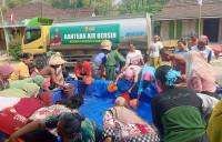Peduli, Kodim 0813 Bojonegoro Pasok 8000 Liter Air Bersih ke Warga Desa Tlogohaji