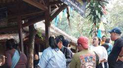 Wisatawan padati permukiman Badui sambil berburu durian ‎