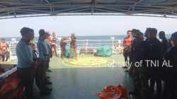 Tim Penyelam TNI AL Temukan 15 Jenazah Korban KM Virgo Transport 8
