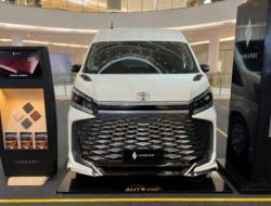 Lombardi Racik Ulang Toyota HiAce Premio Ultimate Jadi kian Mewah Luar Dalam