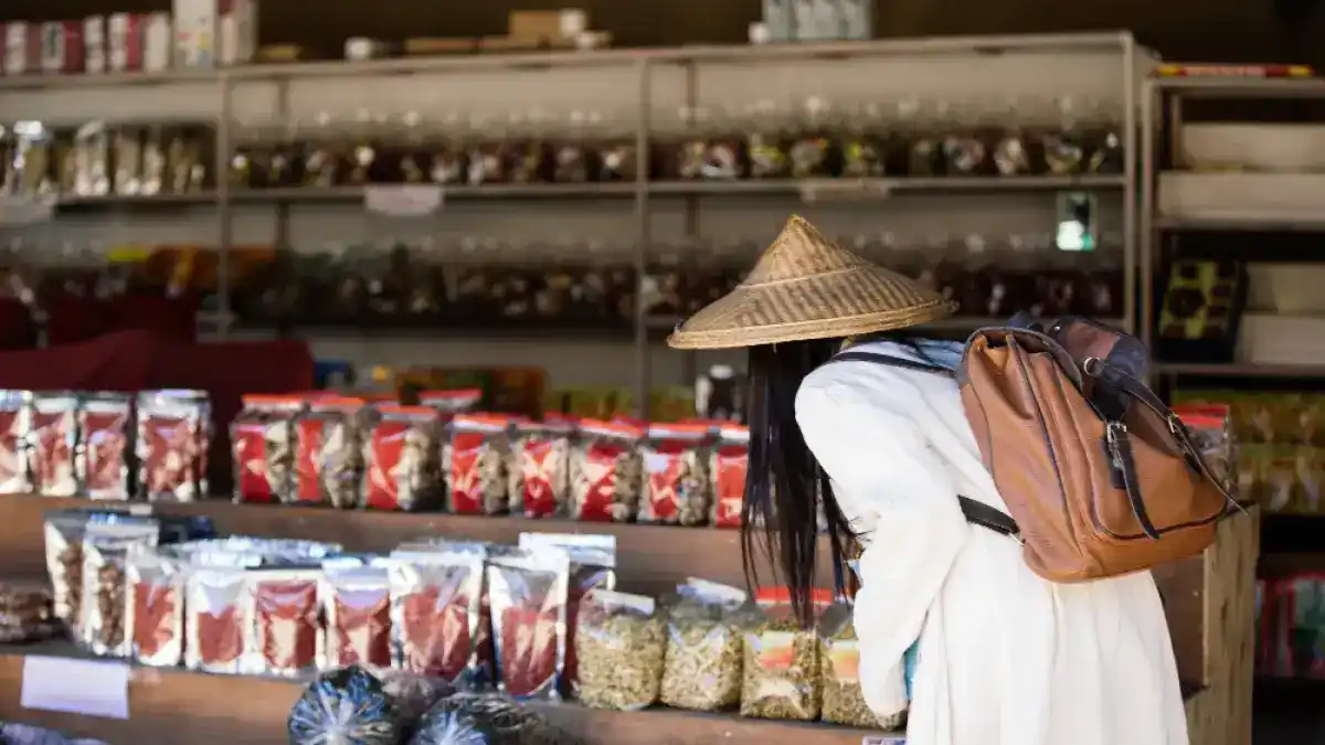 Buah Tangan dari Malang: Keripik Buah dan Sari Apel yang Banyak Diburu Wisatawan – https://radarnkri.id