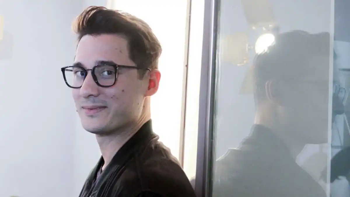Perjalanan Nino Fernandez: Dari Hamburg, VJ MTV, hingga Menjadi Aktor