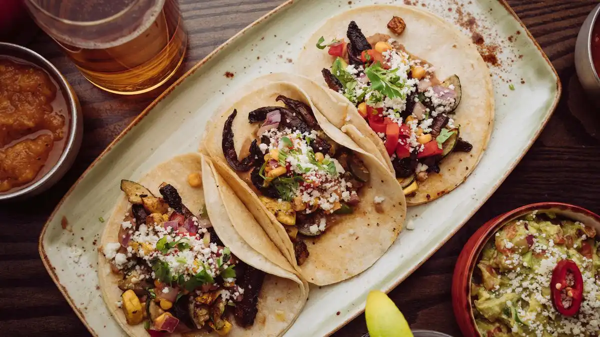 Pilihan Camilan Bergaya Meksiko di GrabFood Saat Taco Tak Tersedia