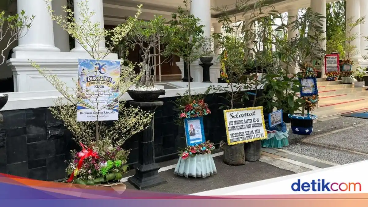 HUT ke-26 Banten Diwarnai Kiriman Bibit Pohon untuk Penghijauan