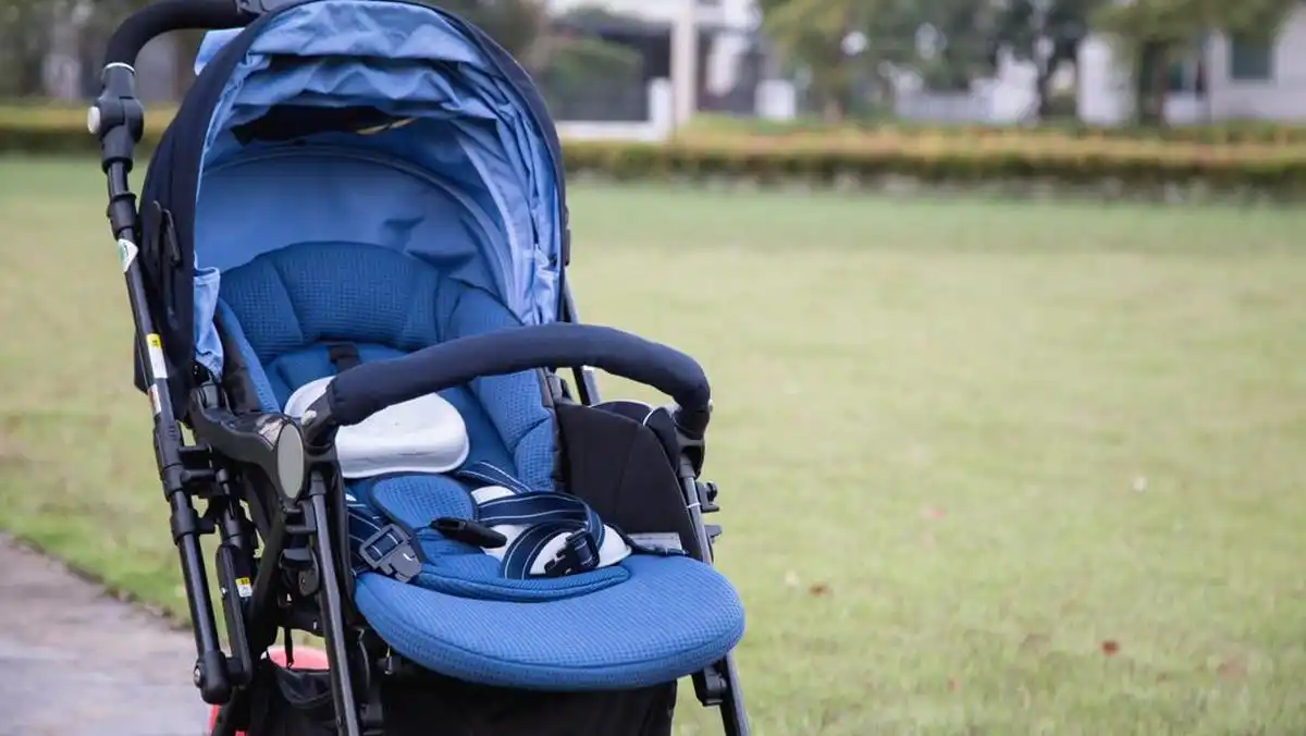 Peserta Lari 5K di Surabaya Keluhkan Stroller Disita Panitia Saat Membawa Anak